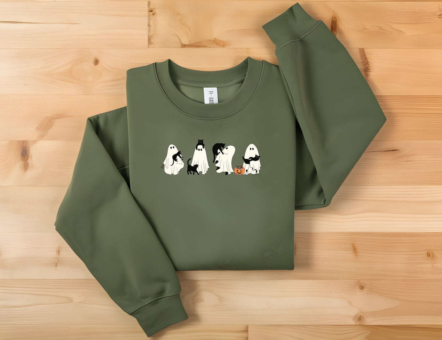 Green sweatshirt with 4 ghosts